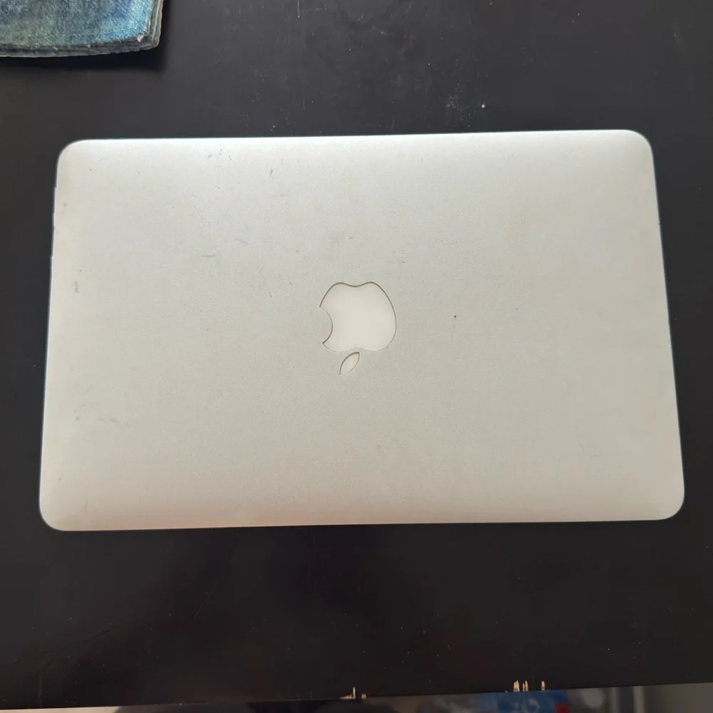 2015 MacBook Air - 11 inch model